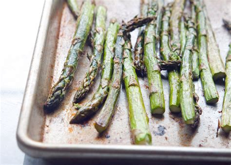 how do you cook asparagus on a grill